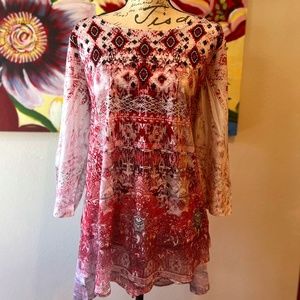 Signature Studio red, white, and black blouse with design